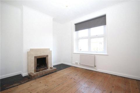 4 bedroom end of terrace house to rent, Walnut Tree Close, Guildford, Surrey, GU1