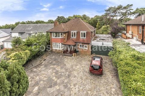 4 Abbey View, London, NW7 4PB