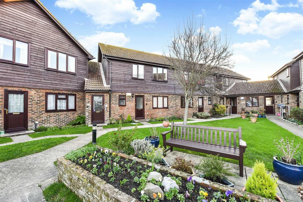 Cakeham Road, East Wittering, Chichester 1 bed retirement property £