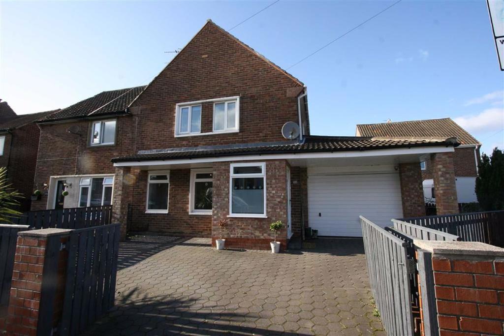 Wallington Avenue, Marden Estate, Tyne And Wear, NE30 3 bed semi