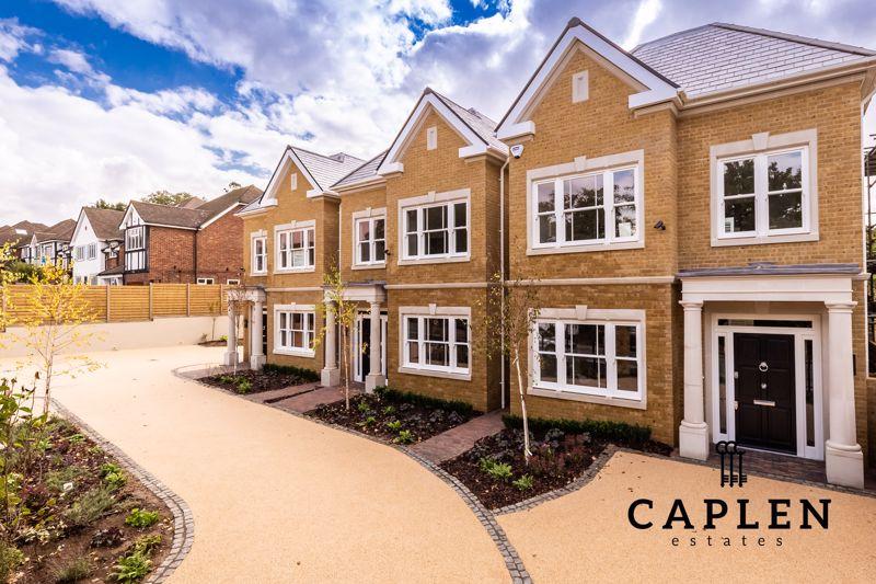 Whitehall Lane, Buckhurst Hill 4 bed detached house £1,150,000