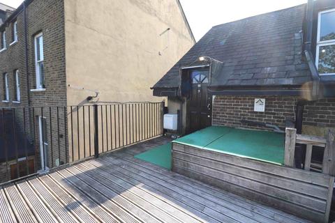 2 bedroom flat to rent, South Norwood High St, Croydon
