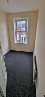 3 bedroom flat to rent, Balfour Street, Gateshead NE8