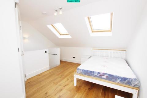 undefined, Glenwood Road, London, SE6 4NF
