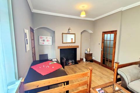 4 bedroom cottage to rent, Pensher Street, Sunderland SR4