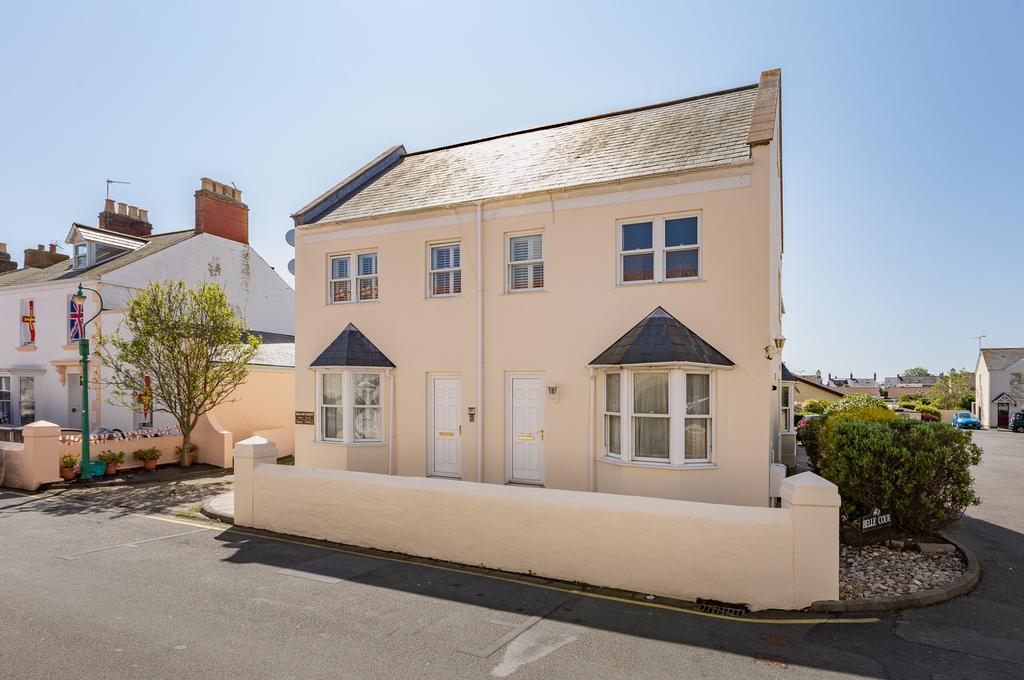 Brock Road, St. Sampson, Guernsey 1 bed apartment £259,000