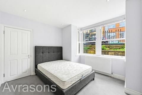 4 bedroom flat to rent, OFFLEY ROAD, OVAL