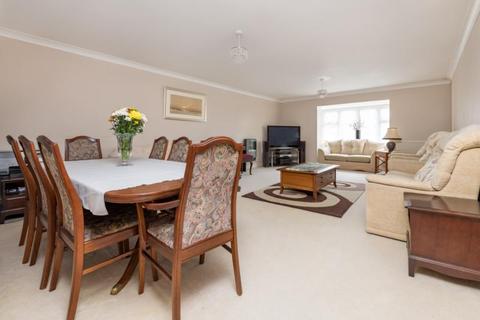 3 bedroom apartment for sale - The Brambles, Latimer Road, Headington, Oxford, Oxfordshire