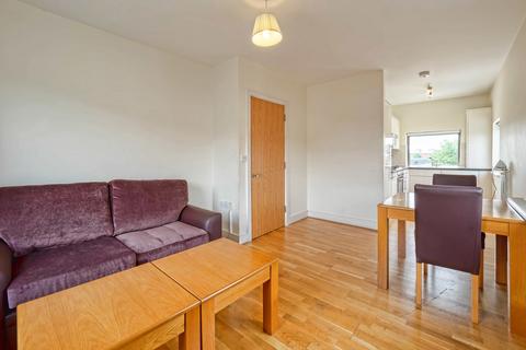1 bedroom apartment to rent, Byron House, N4