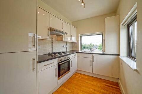 1 bedroom apartment to rent, Byron House, N4