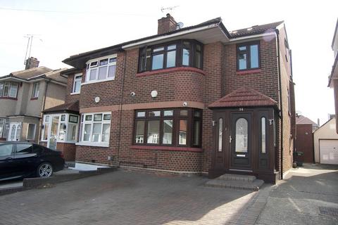 94 Herent Drive, Ilford, IG5 0HG