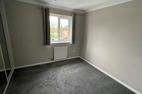 2 bedroom terraced house to rent, Beard Road, Bury St Edmunds