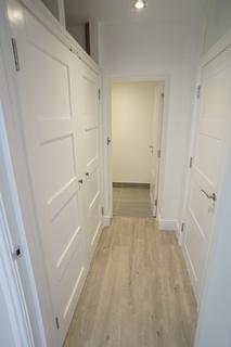 Studio to rent, Brunswick Place, Hove, East Sussex