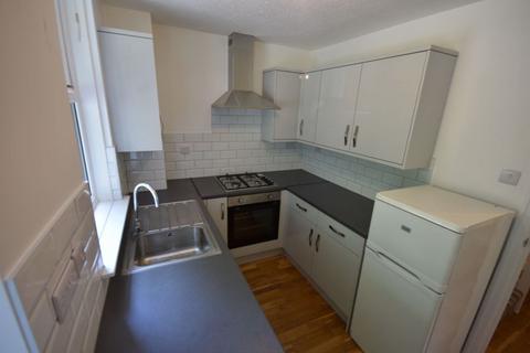 2 bedroom terraced house to rent, Exe Street, St Davids