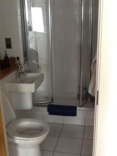 2 bedroom apartment to rent, 1004 XQ7