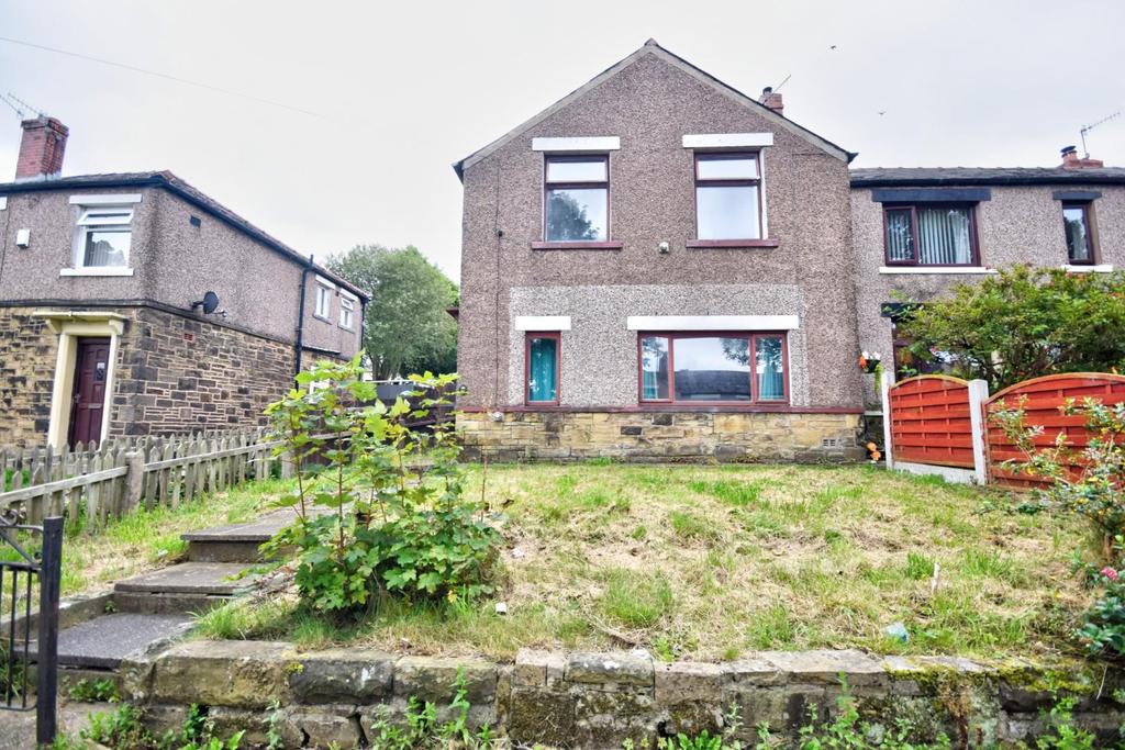 Marsden Hall Road, Nelson 3 bed semidetached house £70,000