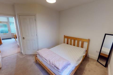 2 bedroom duplex to rent, Spital, Old Aberdeen, Aberdeen, AB24