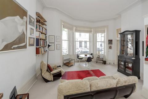 1 bedroom flat for sale, Lexham Gardens, London, W8