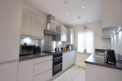 2 bedroom detached house for sale, Millers Green, Weeley Heath