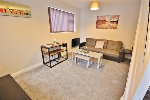 1 bedroom semi-detached house for sale - Ashley Road, Parkstone, Poole