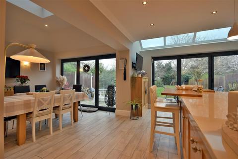 5 bedroom detached house for sale, Chignal Road, Chelmsford