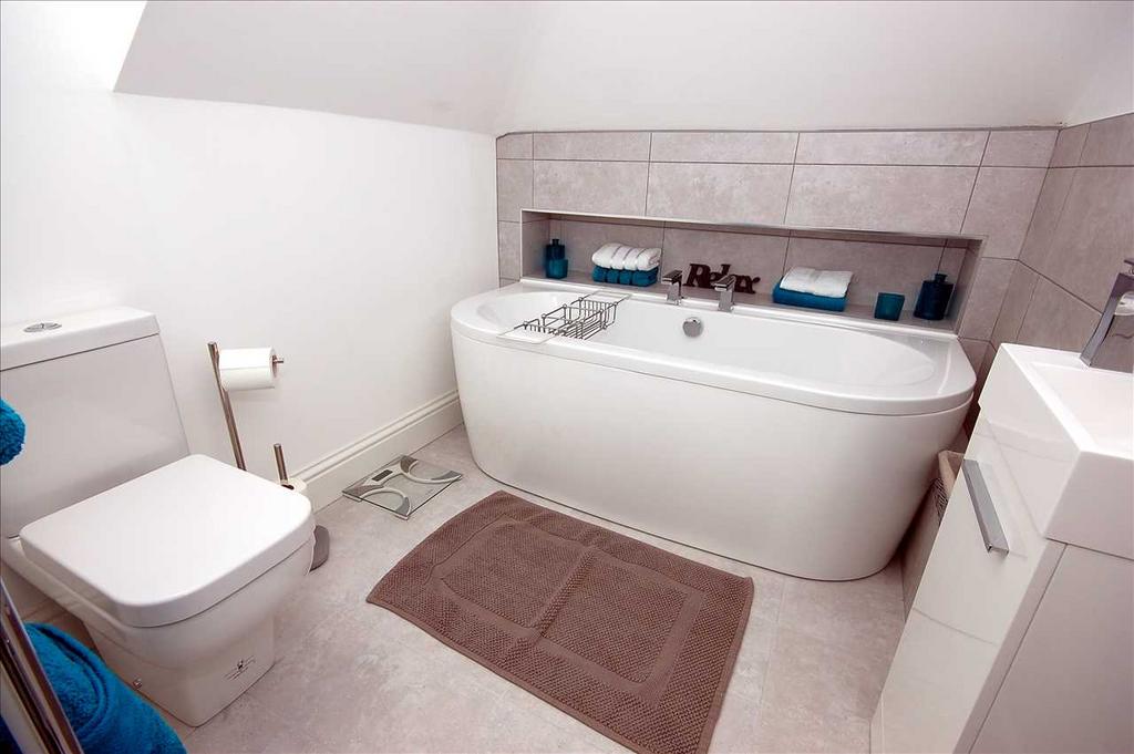 En suite bathroom