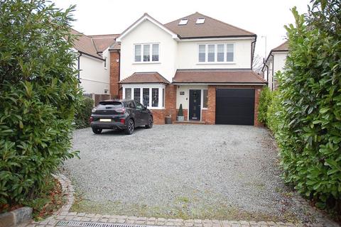5 bedroom detached house for sale, Chignal Road, CM1