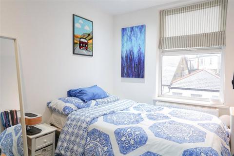 3 bedroom apartment for sale, Morrish Road, London, SW2