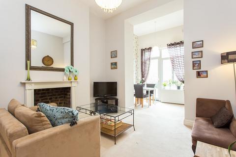 2 bedroom flat to rent, Hammersmith Grove, Hammersmith W6