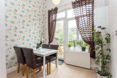 2 bedroom flat to rent, Hammersmith Grove, Hammersmith W6
