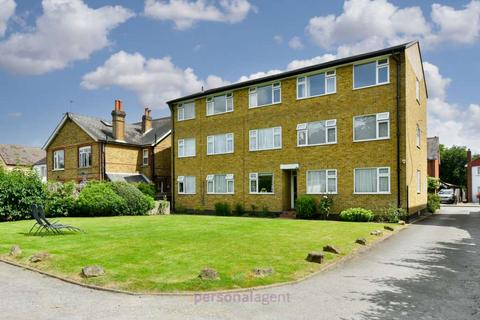 1 bedroom flat to rent, Temple Road, Epsom