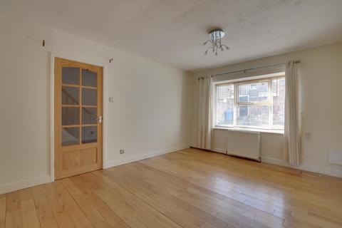 4 bedroom townhouse to rent, Fenwick Street, York, YO23