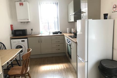 4 bedroom house share to rent, Morley Road, Doncaster DN1