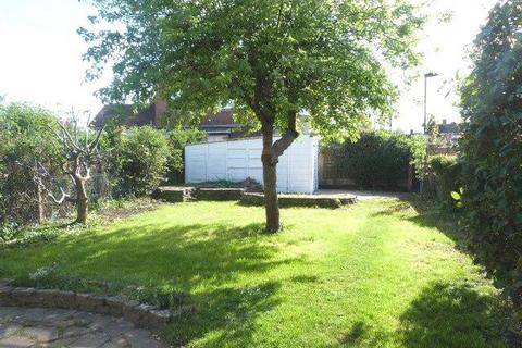 4 bedroom semi-detached house to rent, Lyndhurst Avenue, Twickenham, TW2