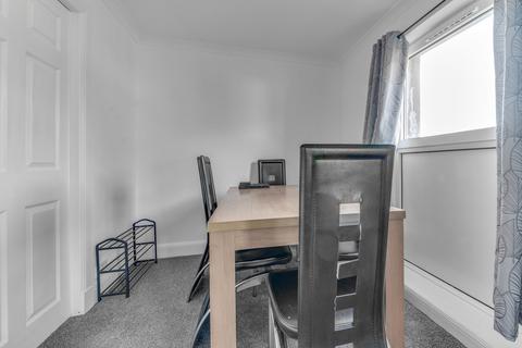 undefined, Menstrie Place, Menstrie FK11
