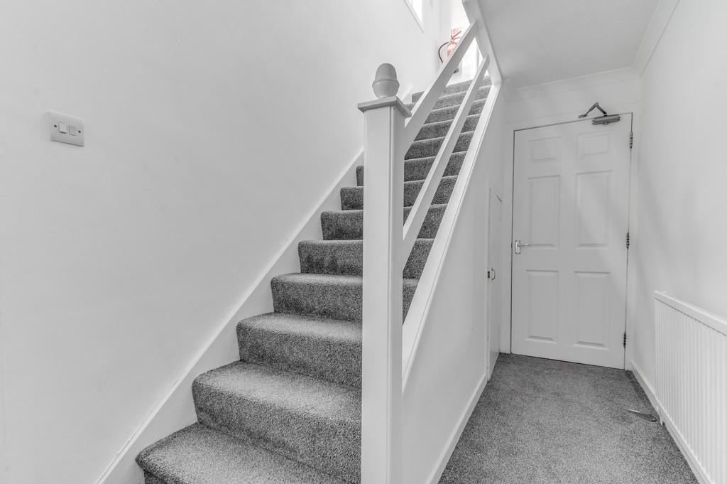9 Menstrie Pl-0018