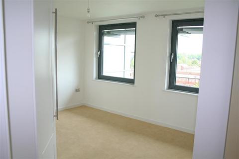 2 bedroom apartment to rent, Providence House