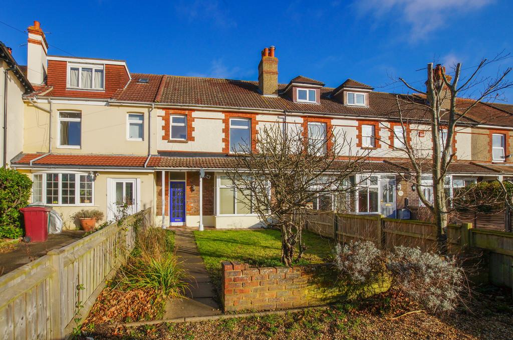 Penwarden Way, Bosham 3 bed terraced house £1,295 pcm (£299 pw)