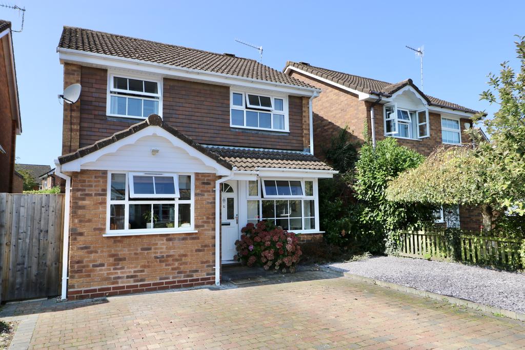 Aintree Road, Stratford upon Avon CV37 3 bed detached house for sale