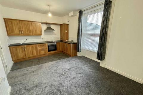 2 bedroom apartment to rent, Beach Road, South Shields