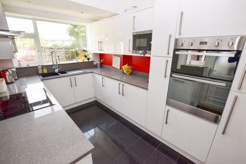 3 bedroom semi-detached house to rent - Curzon Green, Stockport, SK2