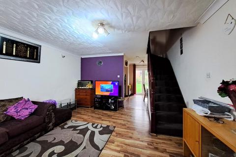 3 bedroom terraced house for sale, Highfield Road, Levenshulme, Manchester, M19