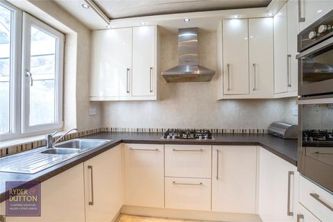 3 bedroom townhouse for sale - Taunton Avenue, Bamford, Rochdale, Greater Manchester, OL11