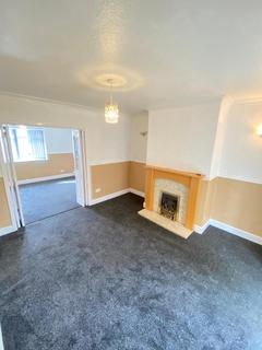 3 bedroom semi-detached house to rent, Oak Road, Dudley, DY1 4BQ