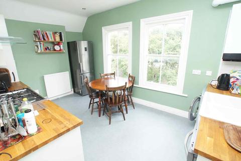 2 bedroom flat to rent - Belvedere Rd, Crystal Palace