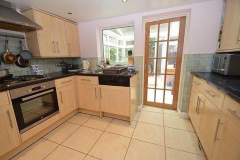 2 bedroom apartment to rent, Godalming GU7