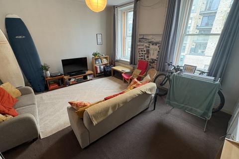 3 bedroom flat to rent, Bellgrove Street, Dennistoun, Glasgow, G31