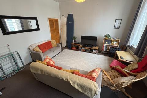 3 bedroom flat to rent, Bellgrove Street, Dennistoun, Glasgow, G31