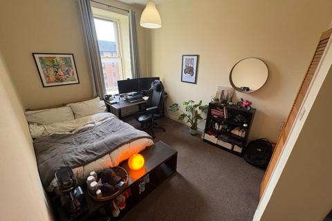 3 bedroom flat to rent, Bellgrove Street, Dennistoun, Glasgow, G31