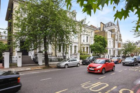 1 bedroom flat to rent, Redcliffe Gardens, Earls Court, SW10, London  SW10